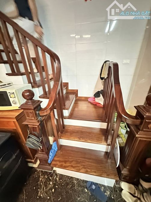 Đường Láng – phân lô 5 tầng mặt ngõ ô tô đỗ. - 6