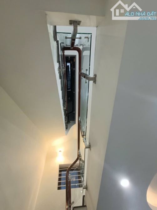 CỰC HIẾM, BÁN NHÀ VIỆT HƯNG, 51M, 5 TÂNG, GARA, THÔNG, 3 THOÁNG - 6