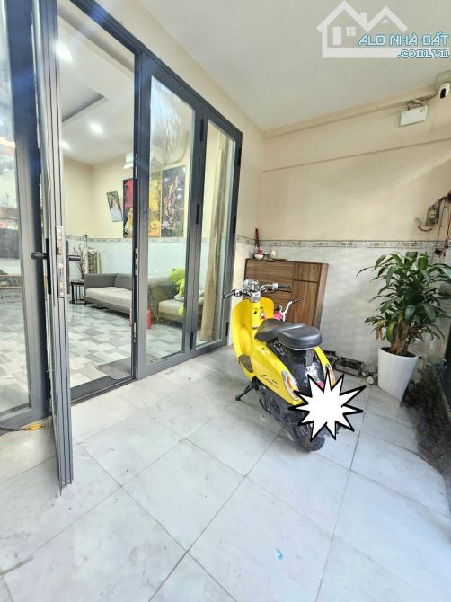 NHÀ MỘT ĐỜI CHỦ GẤP BÁN LO VIỆC GIA ĐÌNH - SÁT BÊN CHỢ CHÓ - HƠN 79M2 - TRUNG MỸ TÂY . - 7