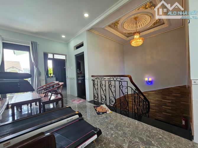 Cần bán gấp biệt thự hàng hiếm KDC Khang Điền Intresco - 7