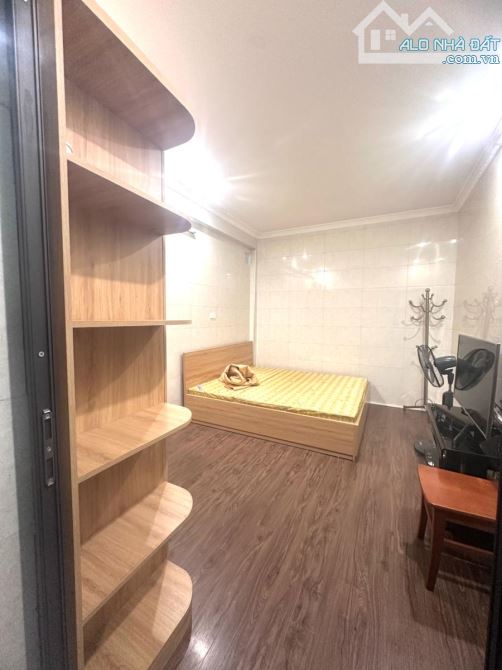 NHÂN HÒA  QUAN NHÂN THANH XUÂN CĂN HỘ 3 NGỦ LÔ GÓC FULL NỘI THẤT TUYỆT ĐẸP 130m 5,5 TỶ - 7