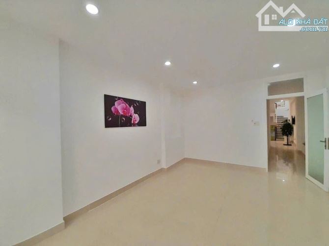 Bán Nhà 1 Trệt 2 Lầu mặt tiền đường 30 Tháng 04 Dốc Ngô Quyền, gần Vòng Xoay Biên Hùng - 7