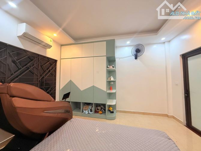 NHÀ ĐẸP TT MỸ ĐÌNH 35M², MẶT TIỀN 4M, 5 TẦNG, NỘI THẤT SIÊU SANG, NGÕ NÔNG, GIÁ 7.7 TỶ - 8