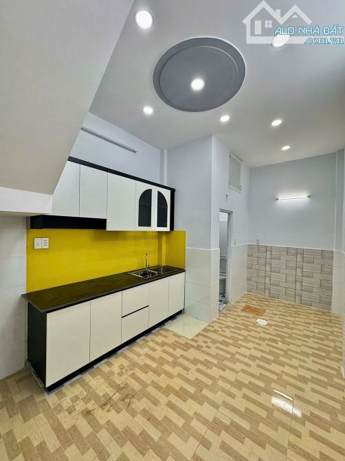 ✨1 Trệt 1 Lầu Mới Đẹp, 31M2 (3x10M) SỔ VUÔNG A4, sát Mặt Tiền cách vài bước chân - 3,59 TỶ - 9