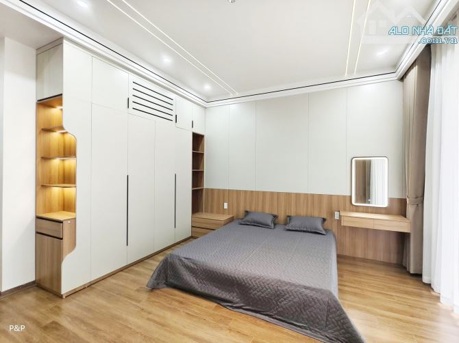 Nhà đẹp xây mới Tuyến 2 Văn Cao. DT( 5m x 15m = 75m2 ) x 6T Thang Máy - 9