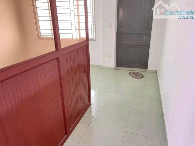 Cho thuê nhà riêng 193 Văn Cao - 4 phòng ngủ đầy đủ đồ - ô tô đỗ cửa - 9