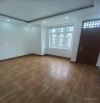 Cho thuê nhà 17C ngõ 3 phố Phạm Tuấn Tài, Dt 70m2 x 5 tầng có Đh, NL, ngõ ô tô