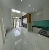 Vỡ nợ chủ bán gấp nhà mặt tiền Phi Trường Giáp Tân Phong