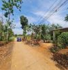450#450#BÁN ĐẤT EA PÔK - GIÁ CHỈ 295 TRIỆU  	•	Diện tích: 5m x 38,85m 	•	Đường bê tông, qu