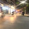 Bán nhà quan nhân ôtô nằm ngủ trong nhà, kd vô đối, 42m* 5T giá 11.5 tỷ.