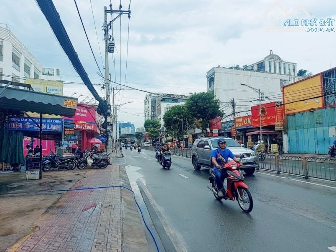 C135 🔥 BÁN NHÀ MẶT TIỀN 49M2 - QUẬN 7 - KINH DOANH ĐỈNH - GIÁ HƠN 8 TỶ 🔥