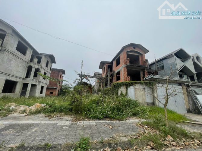 Bán Nhà Biệt thự Hue green city Hoàn thiện ngoài căn góc