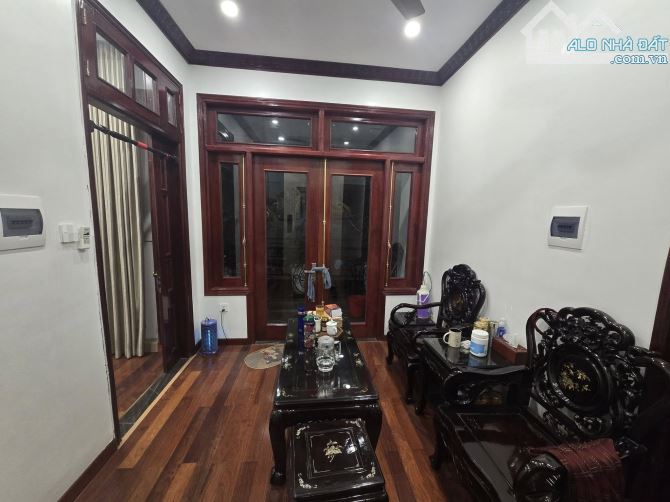 BÁN GẤP, SIÊU PHẨM LÔ GÓC, 3 THOÁNG, TRẦN QUỐC HOÀN, 50M, 18 TỶ