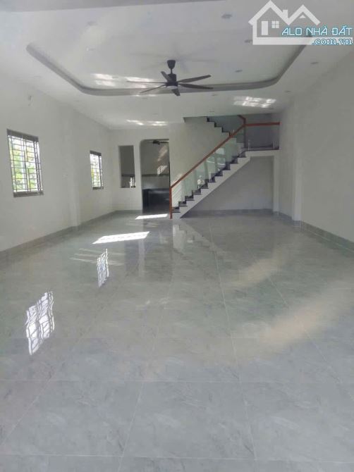 Nhà (Văn Phòng) Cho Thuê,MT Trần Hoàng Na,Máy Lạnh,Lề Rộng Dtsd 350m2 18tr