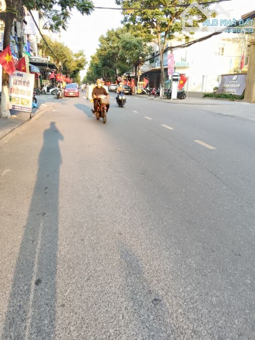 Bán gấp Mặt Tiền Nguyễn Công Trứ 325m2, sát biển Mỹ Khê, giá chỉ 29 tỷ