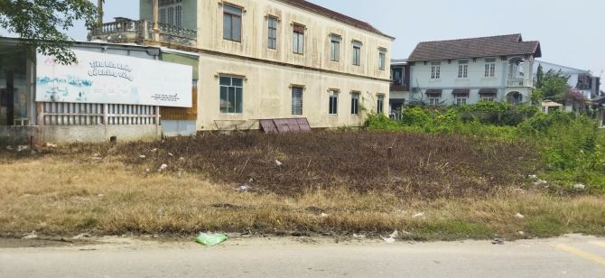 Bán đất mặt tiền đường  Nguyễn Văn Linh nối dài