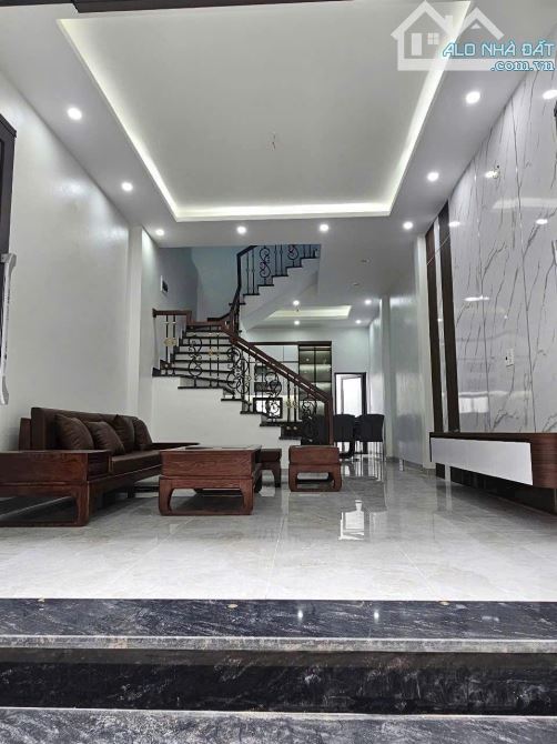 BÊN MÌNH CÒN 4 CĂN NGÕ KHUÊ LIÊU -TP HẢI DƯƠNG