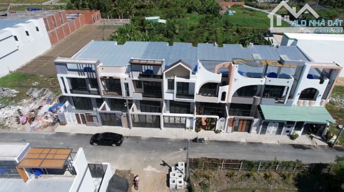 Kẹt tiền cần bán gấp lô đất sát Khu CN Cầu Tràm. 5x20.5