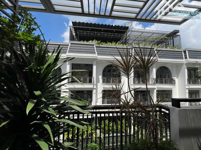 BÁN GẤP NHÀ ĐẸP GIÁ RẺ ĐƯỜNG PHAN ĐĂNG LƯU - THỦ DẦU MỘT
