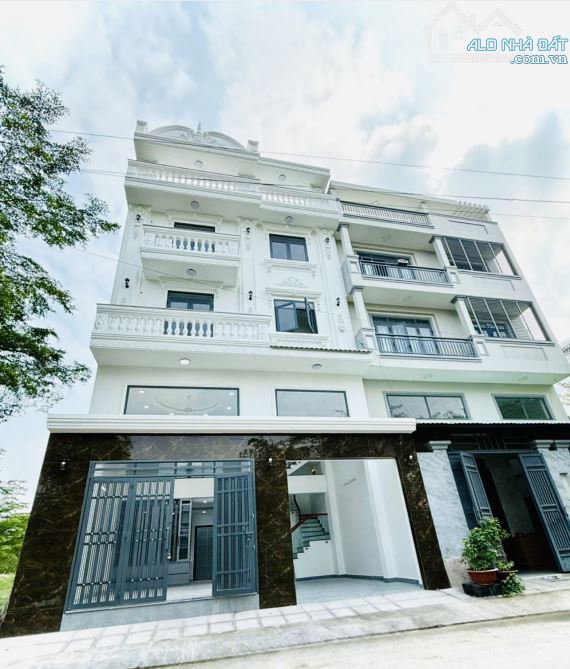 Siêu Phẩm Biệt Mini Mới Hoàn Thiện CN 88m2, 5 Tầng Shr