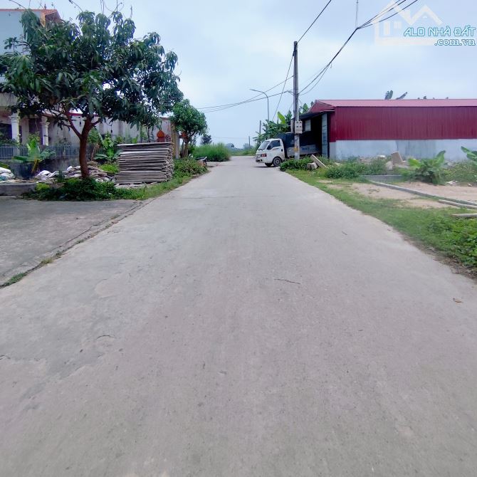 Đất Tri Trung trục chính liên xã KD đỉnh,cách Cienco5 700m,phù hợp KD,kho xưởng
