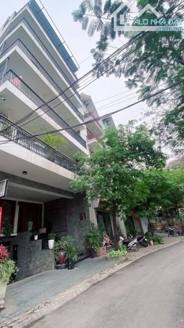SIÊU PHẨM PHỐ ĐI BỘ - VIEW HỒ TÂY - 2 THOÁNG - OTO TRÁNH - HOA HẬU PHỐ