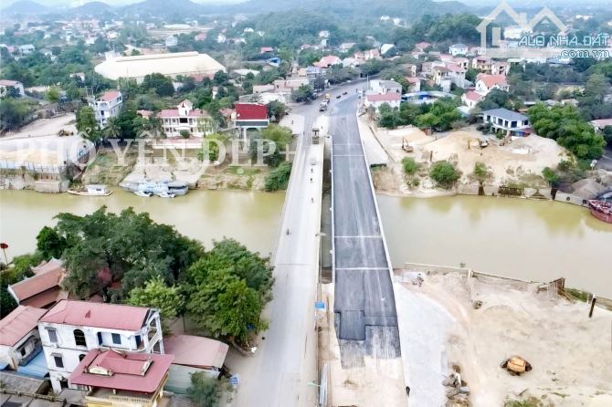 BÁN LÔ ĐẤT MẶT ĐƯỜNG QUỐC LỘ 3 - GIÁP HÀ NỘI - CÁCH HÀ NỘI CHỈ 200M
