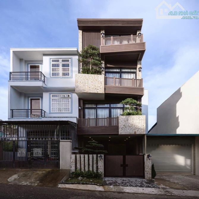Nhà mới đẹp KQH Trần Anh Tông P8 72m2 4 tầng cách Hồ Xuân Hương 2km thu nhập 60-90tr/thg