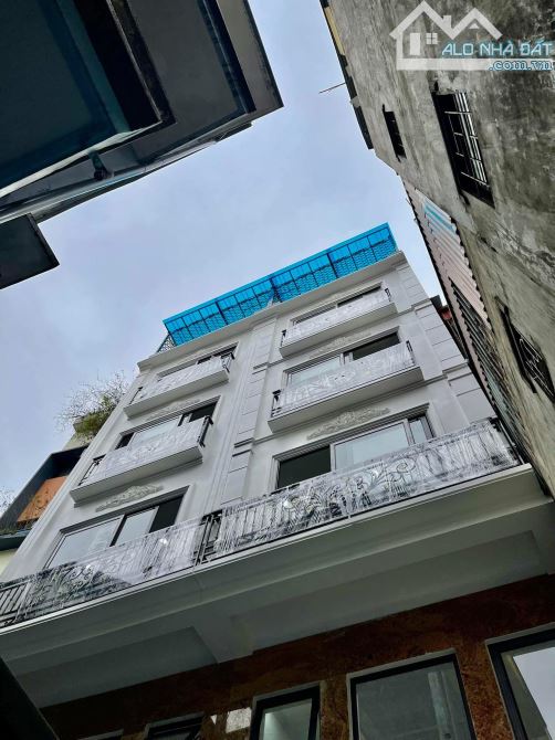Bán nhà mới tinh Phố Tây Sơn - 6 tầng thang máy - Cách phố 15m - Hàng hiếm