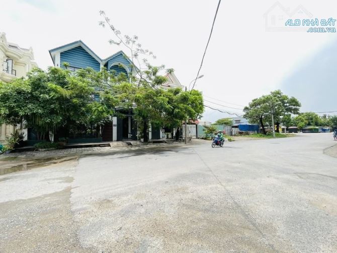 🎁 CHỦ NGỘP QUÁ NÊN CẦN RA GẤP. 🎁 BIỆT THỰ ĐÔI CAO CẤP – 368M² FULL THỔ CƯ –BAF ĐIỂM– HÓC