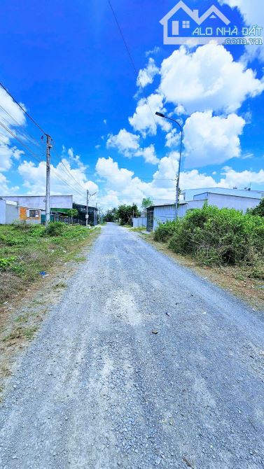Chủ gửi Bá.n nền 100m² đường số 6 KDC Đông Phú, Châu Thành, Hậu Giang