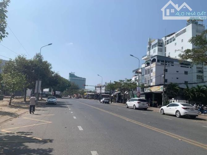 bán đất mặt tiền đường lê lợi, đối diện sân vân động cần thơ, ngang 12mx40m, dtsd 480m2