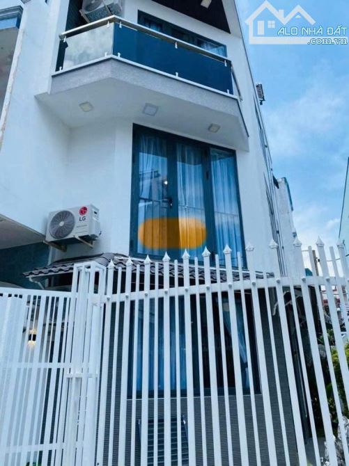 👉Nhà Mặt tiền đường Đường Ông Ích Khiêm, Phường 14, Quận 11