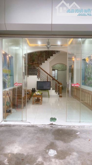 Bán nhà 2 tầng ngõ Lê Viết Hưng, p Ngọc Châu, tp Hải Dương giá rẻ