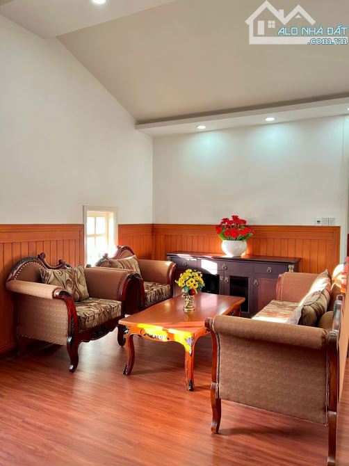 Bán căn biệt thự sân vườn 300m- Phù Đổng Thiên Vương- P8 Đà Lạt🌲10P ngủ- Có view đẹpg
