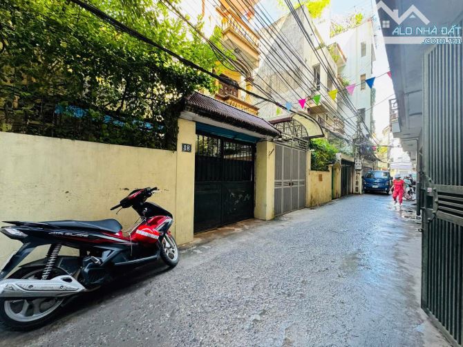 PL HOÀNG VĂN THÁI Ô TÔ VÀO NHÀ - KINH DOANH DT 106m2 3 tầng MT 5.5m Giá 24 tỷ