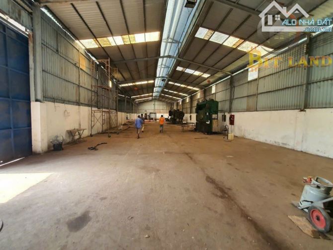 Bán Nhà Xưởng Sản Xuất Cụm KCN ĐỒNG NAI Diện Tích 2000m2 có 18 tỷ