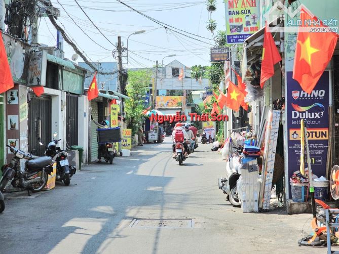 Mặt tiền Trần Bá Giao P.5 GV - 45m2 3PN - ngay vincom PVT - Nhỉnh 5 tỷ