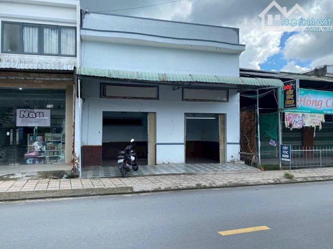 Bán gấp nhà Trệt Lầu Mặt Tiền đường Lê Bình Cái Răng ngang 8m - gần Đại Học Tây Đô