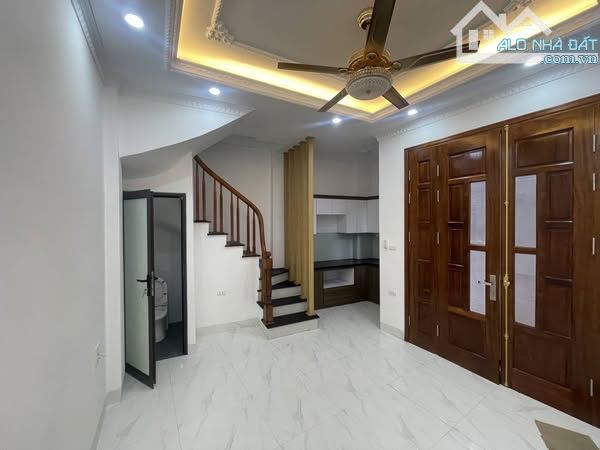 📣 Bán nhà Ngô Gia Tự, 37m2 x 4 tầng, Nhà mới, Gần phố, Ngõ nông, 5 tỷ