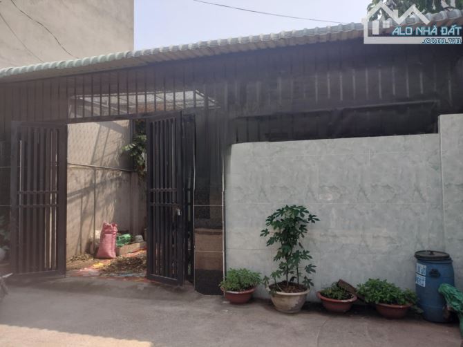 NHÀ ĐẸP GIÁ TỐT - ĐƯỜNG XE TẢI - SÂN Ô TÔ RỘNG - CHỈ 2 TỶ 650 TRIỆU!!!