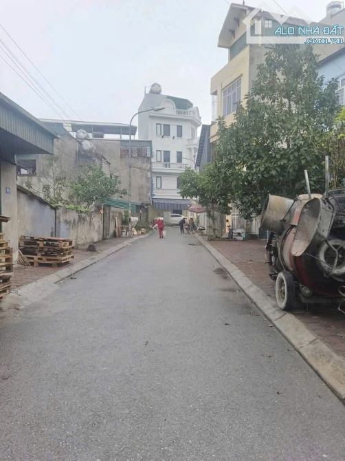 Bán 60m2 đất đấu giá Ngọc Hồi - Thanh Trì, phân lô vỉa hè siêu rộng, Cực hiếm