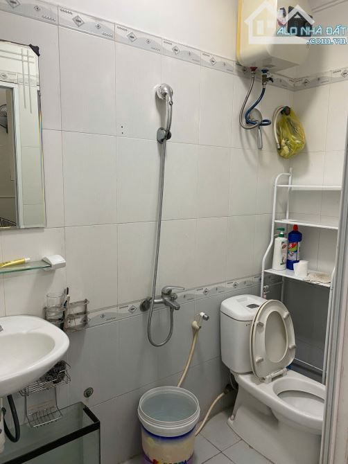 Cho thuê nhà 4 tầng Trần Nguyên Hãn - 55m2 - 4 phòng ngủ - 10