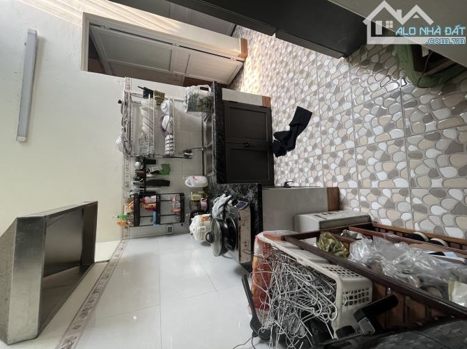 Bán 🏠 đẹp long lanh đường 🚘 giá 1tỷ5x - 10