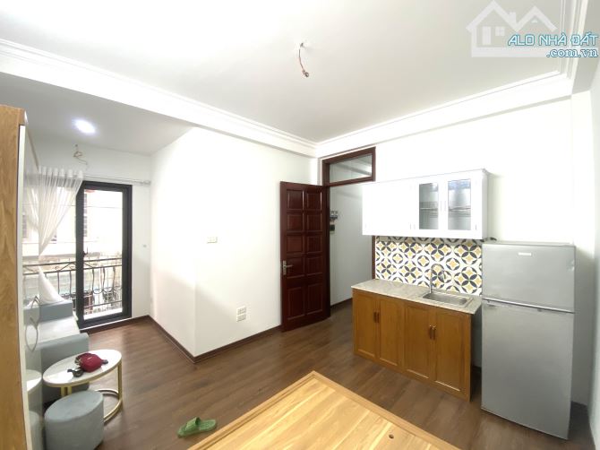 Cho thuê tòa CHDV mới 5 tầng, 44m2, 8 phòng full đồ tại Võ Chí Công - 11