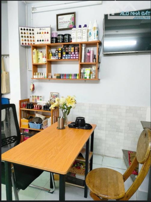 nhà trệt lầu hẻm 5m đường Nguyễn Văn Quá gần ngã tư chợ cầu giá 3ty35 - 1