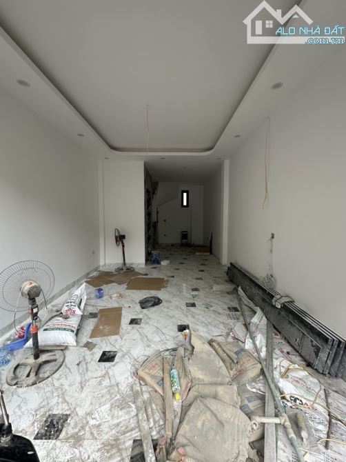 36m2 , Thang Máy , Hơn 10m đường Ô Tô , Ngõ To Thông Thoáng Sáng - 1