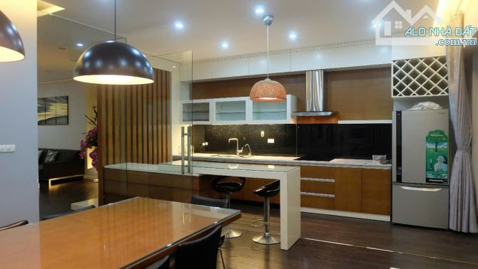 Bán căn hộ Tòa Sông Hồng ParkView - 165 Thái Hà - Diện tích rộng - 1