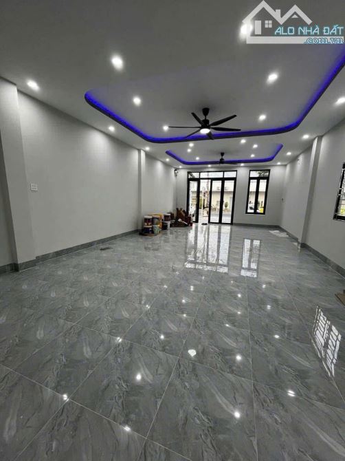 Nhà (Văn Phòng) Cho Thuê,MT Trần Hoàng Na,Máy Lạnh,Lề Rộng Dtsd 350m2 18tr - 1