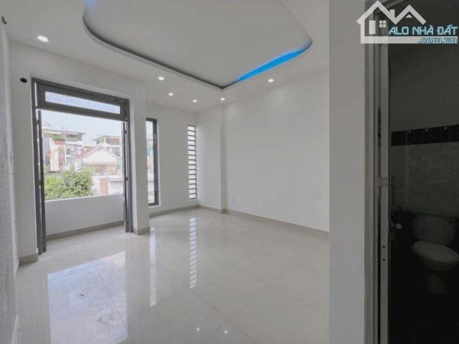 Nhà nguyên căn 2PN, hẻm 226/ đường Nguyễn Văn Lượng gần Lottemart - 1